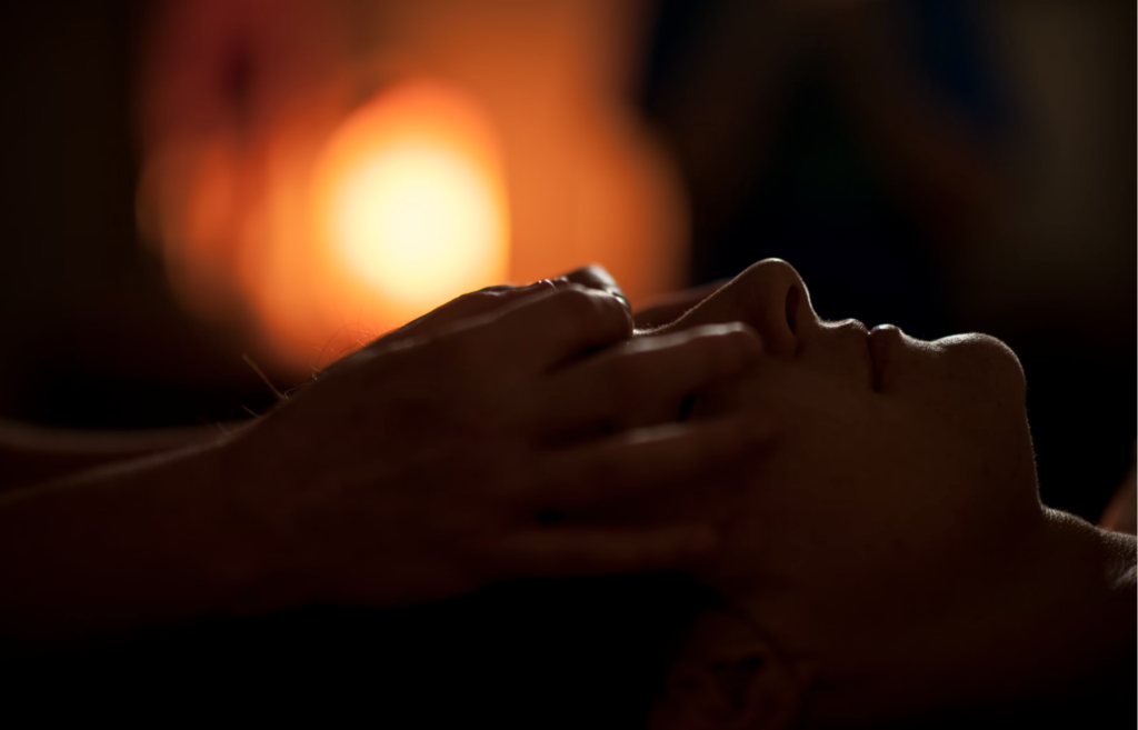 Healing Ansigt Hænder Orange Mørke